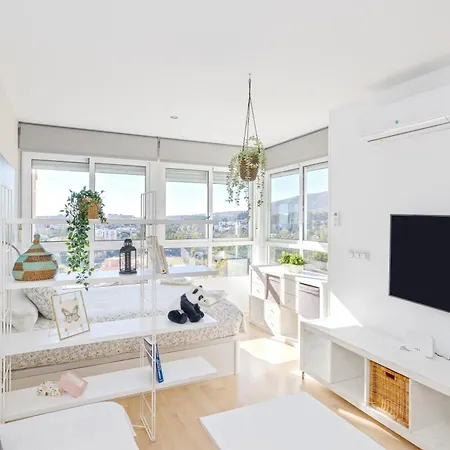 Sun 托雷莫利诺斯